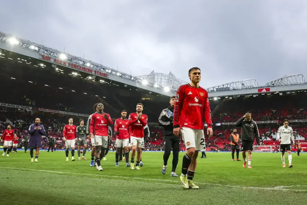 Fabrizio Romano confirms Man Utd brutal call over flop