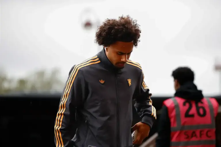 Man Utd have no choice but to move on from this £36.5 million problem