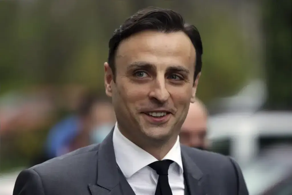 Manchester United vs Liverpool: Dimitar Berbatov on ‘Unbelievable’ Carrick Achievement