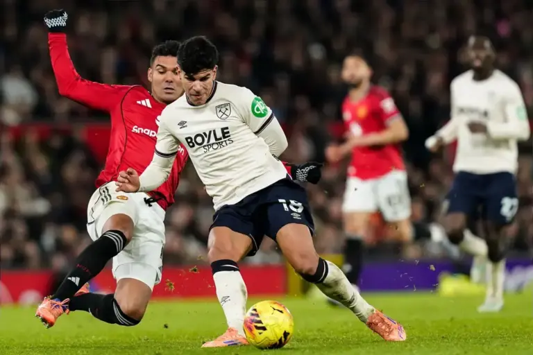 West Ham insider makes huge claim over Man Utd signing Mateus Fernandes