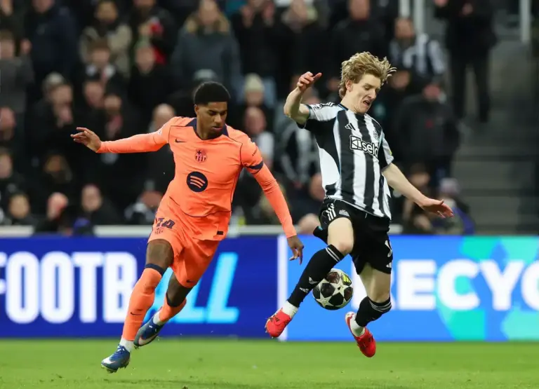 Barcelona are bonkers to choose Rashford’s England teammate over Man Utd star