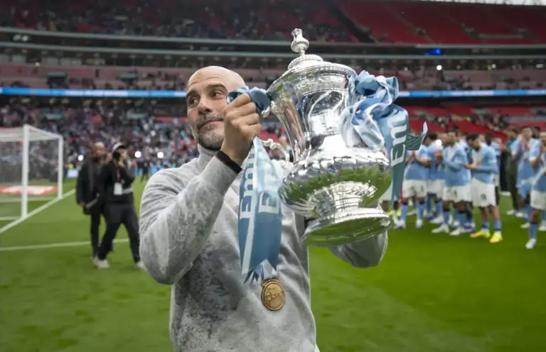Man Utd fans all saying the same thing about Guardiola leaving Man City