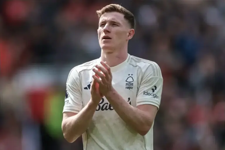 Man Utd fan tells Elliot Anderson ‘don’t go to soulless’ Man City