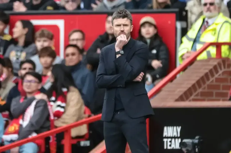 Man Utd, Arsenal and Chelsea scouts watch Ajax star