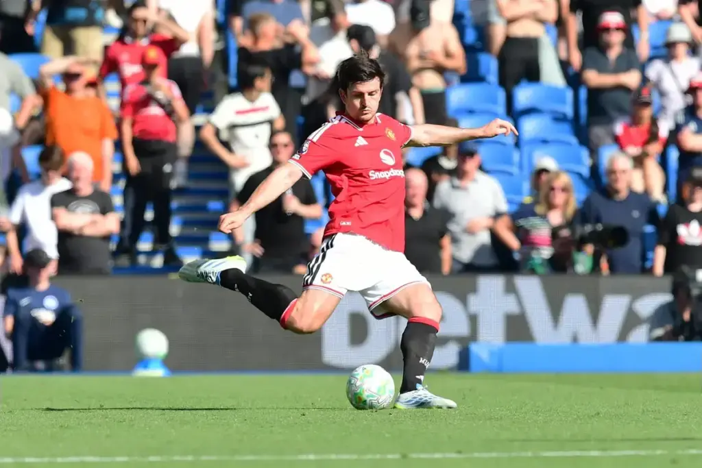 Shock plot twist could lead to £80m Man Utd star being sold
