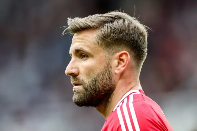 Luke Shaw Contract Claim Shows Manchester United Wage Reset Is Getting Serious