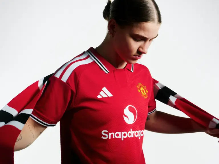 Jess Park pictured in Manchester United Women squad context