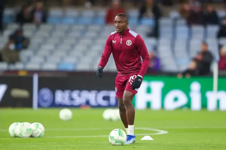 Man Utd making massive mistake entering race for €60m ex-Aston Villa winger