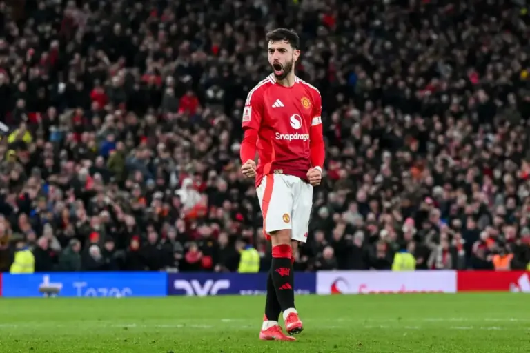 Manchester United Set For Bruno Fernandes Contract Talks As Captain Enters Final Year