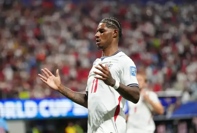 Marcus Rashford Holds Talks Over Manchester United First Team Return
