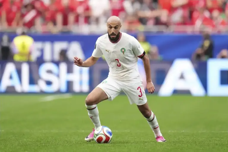 Noussair Mazraoui World Cup Run Delays Manchester United Return