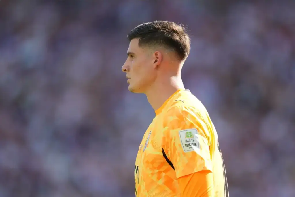 Orlando Gill in goal, linked with Manchester United goalkeeper competition