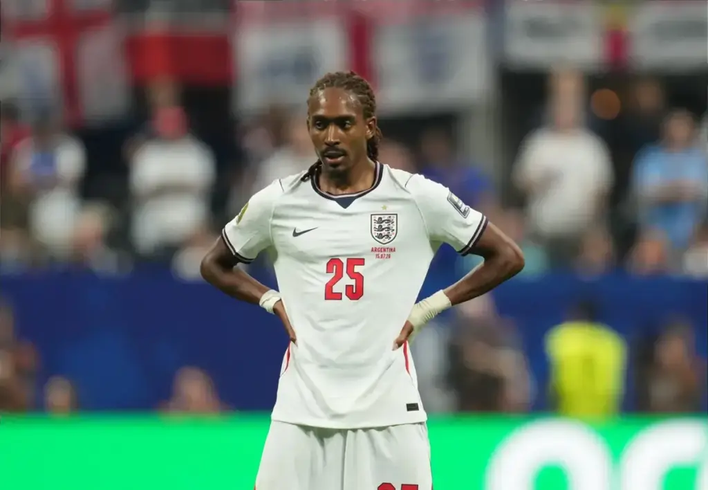 Manchester United consider £40m move for Tottenham star