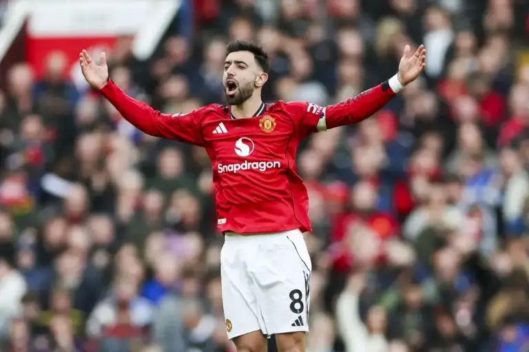 Bruno Fernandes And Diogo Dalot Face Portugal World Cup Test Before Man Utd Return