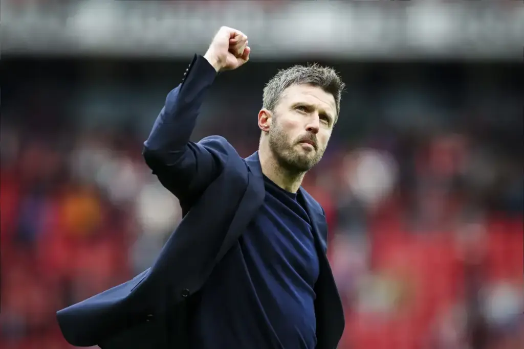 Manchester United confirm £48m signing's debut