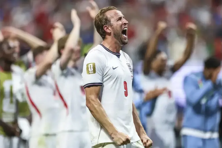Harry Kane Bayern Munich Contract Talks Limit Manchester United Transfer Route