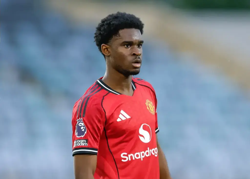 Jaydan Kamason playing for Manchester United