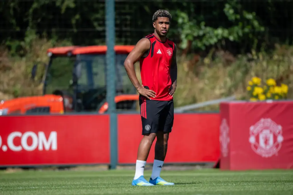 Andrey Santos takes part in his first Manchester United training session