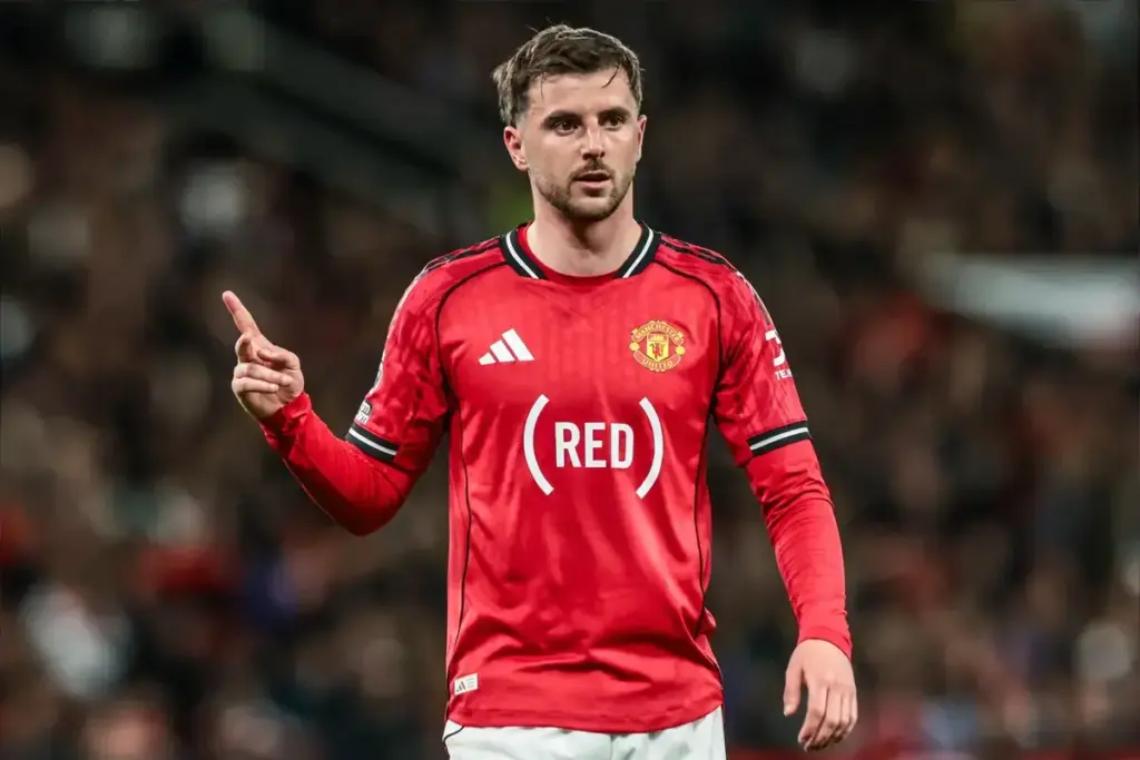 Mason Mount playing in a new midfield role for Manchester United