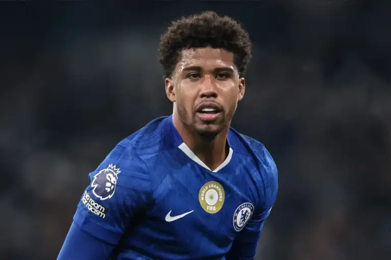 Manchester United Edge Closer To Andrey Santos Deal