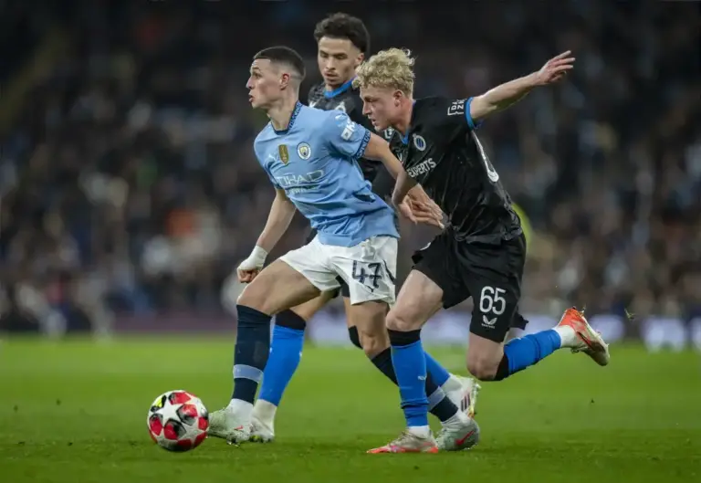 Man Utd make enquiry for £30m defender as Carrick targets left-back solution
