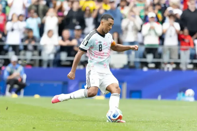 Youri Tielemans reveals surprise at Manchester United move