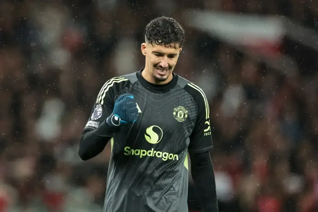 ‘Here we go’ – Fabrizio Romano confirms Altay Bayindir Man Utd exit