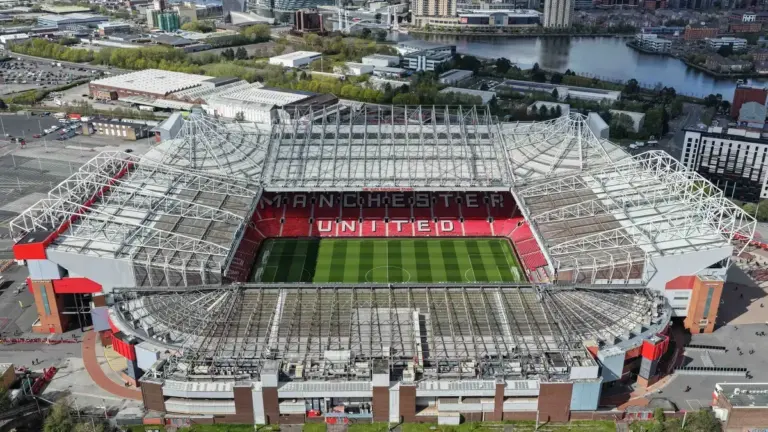 Manchester United officially confirm Cristian Orozco signing