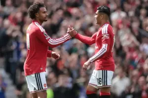 WATCH: Joshua Zirkzee scores for Man Utd vs Leeds after Mbeumo brilliance