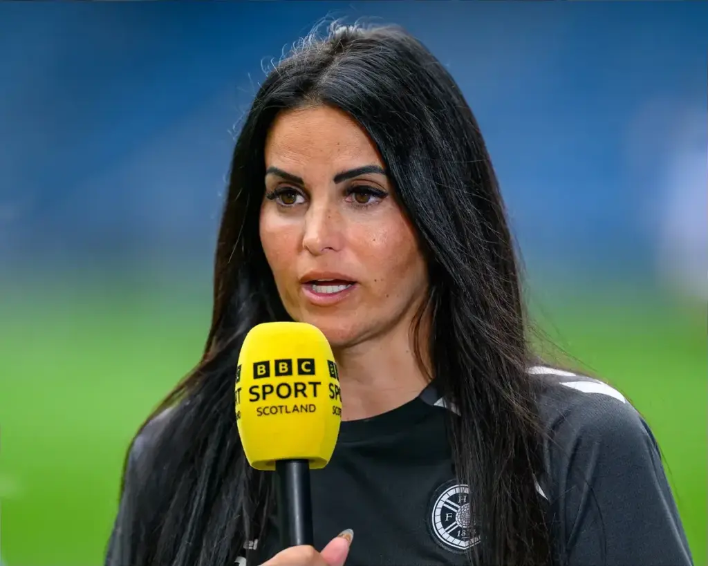 Eva Olid on the touchline as Manchester United Women head coach