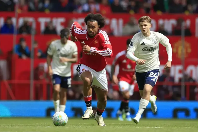 Fabrizio Romano reveals Man Utd stance on Joshua Zirkzee after Leeds goal