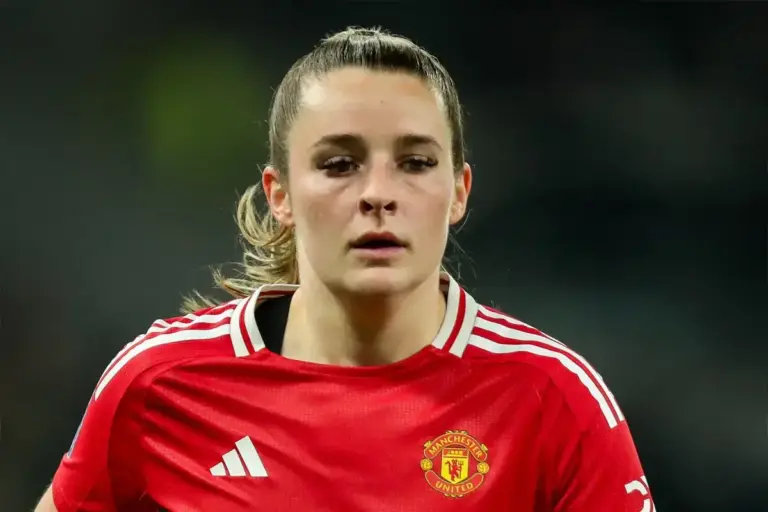 CONFIRMED: Man Utd Women XI vs Arsenal as Awujo Starts & Toone Benched