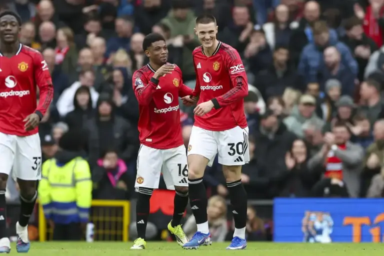 Hull vs Man Utd prediction: Opta gives Carrick 68.9% chance