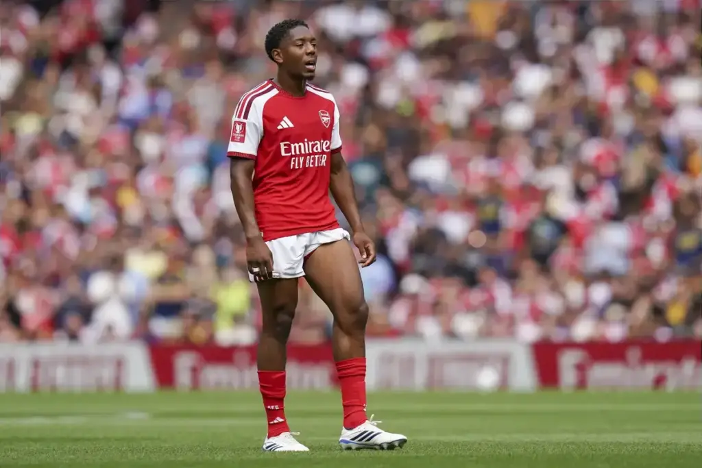 Myles Lewis-Skelly sends Man Utd huge £45m message in 23 seconds