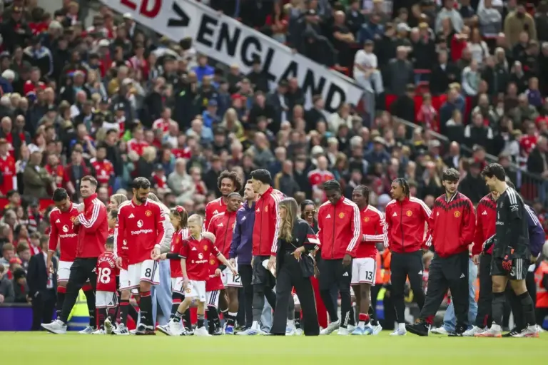 Manchester United, Leny Yoro