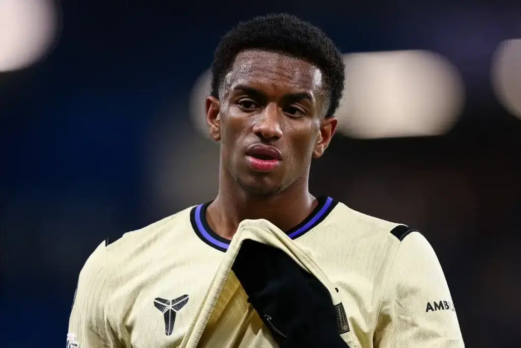 Man Utd contact Alejandro Balde camp as left-back plan accelerates