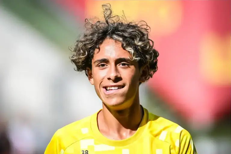 Manchester United identify Lens wonderkid as JJ Gabriel future remains uncertain