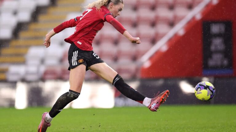Man Utd Women 2-1 West Ham: Terland and Medina secure WSL win