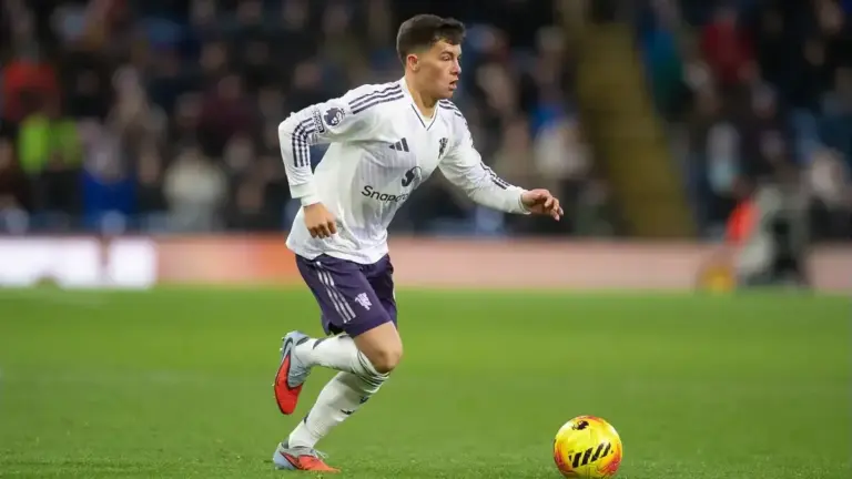 Shea Lacey scores England U20 stunner to prove Carrick right