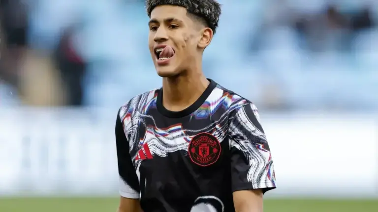 JJ Gabriel Trains in Spain After Manchester United Exit Request