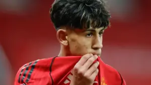 Manchester United make JJ Gabriel latest offer