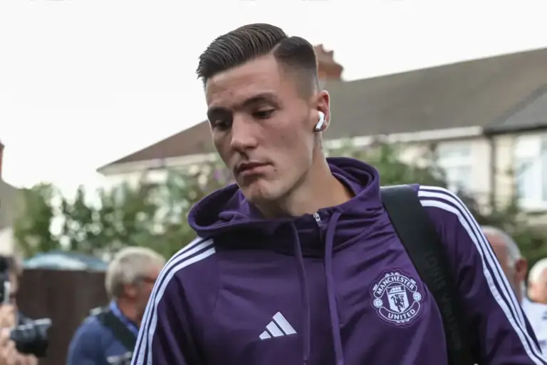 Manchester United News & Talking Points: Sesko, Gabriel, Carrick and More