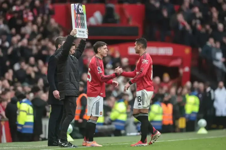 Manuel Ugarte, Manchester United
