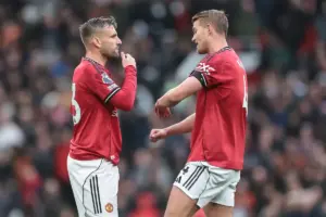 Manchester United finally ready to turn attention to their defence