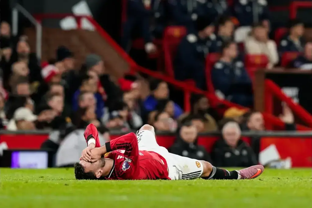 Manchester United player ratings: United failed to win despite advantage