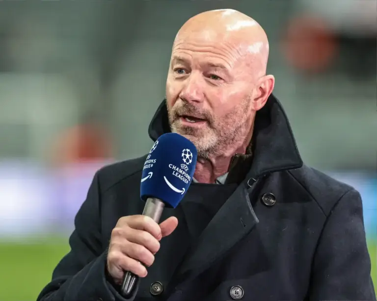 Alan Shearer predicts Man Utd vs Tottenham result as Carrick faces pressure