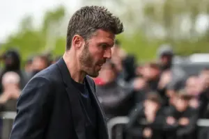 Manchester United have already shortlisted manager amid Carrick pressure