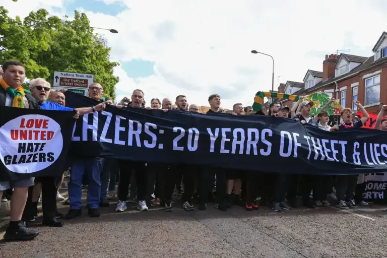 Why must Manchester United move beyond the Glazers?